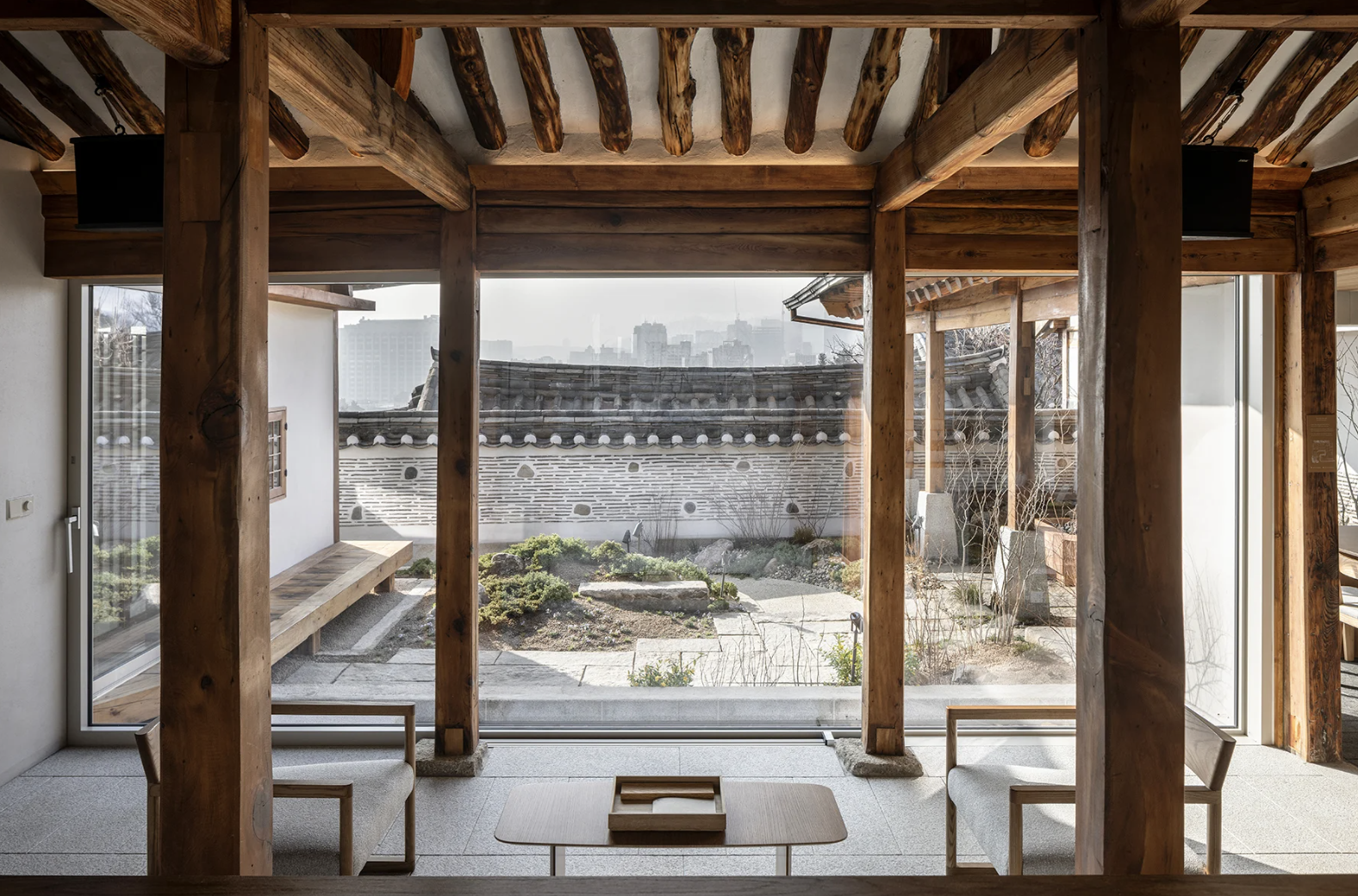 Hanok Essay Gahoe - Stayfolio