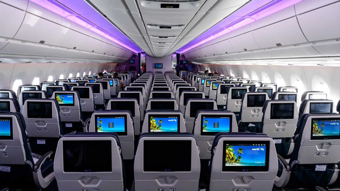 Interior del avión A350 de World2Fly